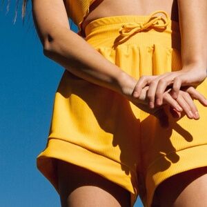 FIVE THE LABEL shorts color Marigold size youth extra large plus